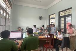 Công an thị trấn Sa thầy: Tích cực thu nhận hồ sơ căn cước, giấy chứng nhận căn cước và tài khoản định danh điện tử