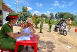 Đăk Glei: Kiểm tra công tác thường trực, ứng trực của cán bộ, chiến sĩ trong dịp lễ quốc khánh 02/9