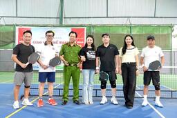 Giao lưu thể thao giữa Công an tỉnh Kon Tum và Công an tỉnh Quảng Ngãi