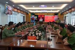 Hội nghị thông báo quyết định của Bộ trưởng Bộ Công an về công tác cán bộ