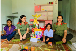 Lan tỏa yêu thương từ trái tim người chiến sĩ