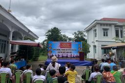 Công an huyện Ia H'Drai tổ chức Lễ phát động phong trào toàn dân bảo vệ an ninh Tổ quốc năm 2022