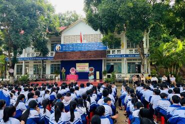 <a href="/tin-tuc-su-kien/hoat-dong-cua-cong-an-dia-phuong" title="Hoạt động của Công an địa phương" rel="dofollow">HOẠT ĐỘNG CỦA CÔNG AN ĐỊA PHƯƠNG</a>