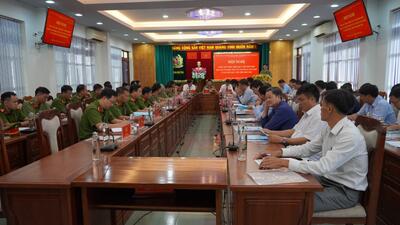Hội nghị ký kết quy chế phối hợp bảo vệ an ninh, trật tự giữa Công an tỉnh Kon Tum với Công ty cổ phần cao su Sa Thầy, Công ty TNHH MTV Cao su ChưMomRay