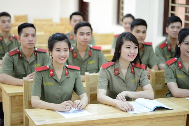 http://static.cand.com.vn/Files/Image/daiviet/2018/07/18/27a7c256-6493-4bd2-ab0e-c93bc0a71201.jpg