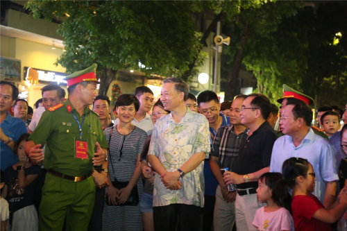 http://bocongan.gov.vn/knd/tt/PublishingImages/0b9a9287.jpg