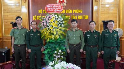Công an tỉnh Kon Tum chúc mừng 78 năm Ngày thành lập Quân đội nhân dân Việt Nam