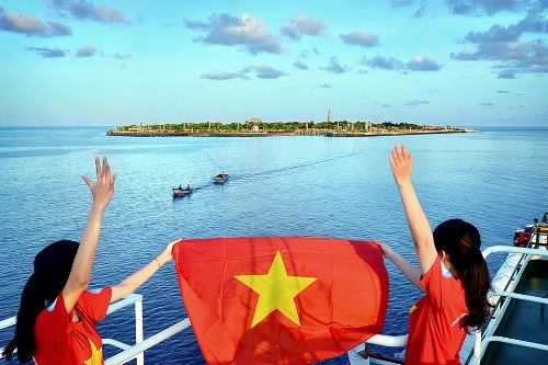 Hưởng ứng Cuộc thi trực tuyến tìm hiểu kiến thức về biển, đảo Việt ...